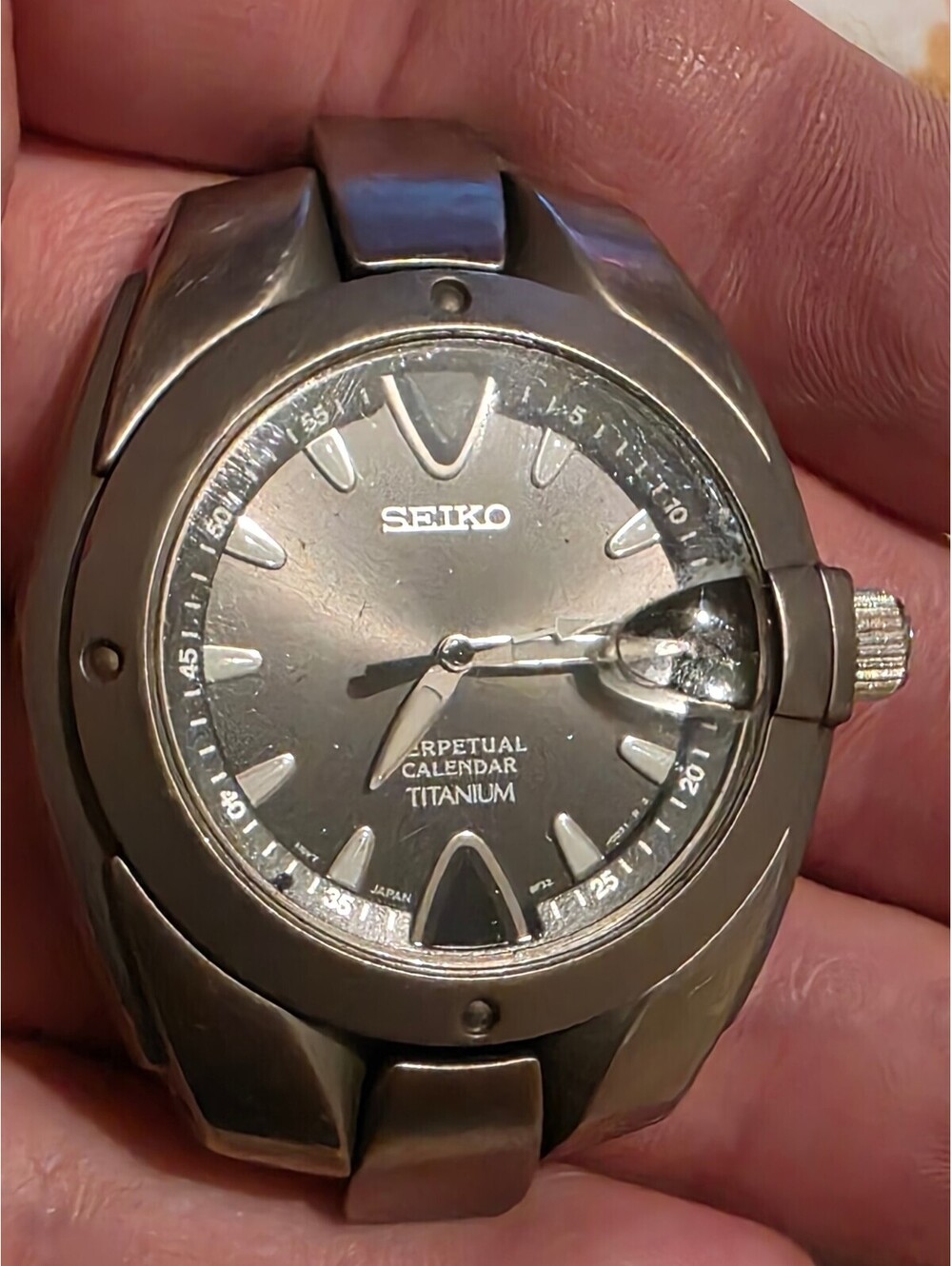 Seiko Perpetual Calendar Titanium Watch 8f32 0049